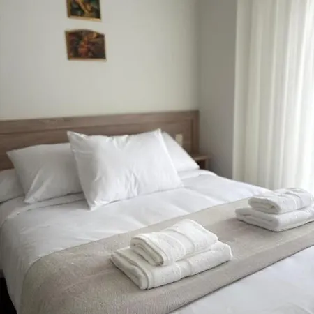 Cardenal Centro 蒙福特·德·莱蒙斯